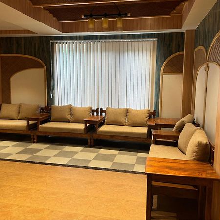 Hotel Vistara Katmandu Zewnętrze zdjęcie