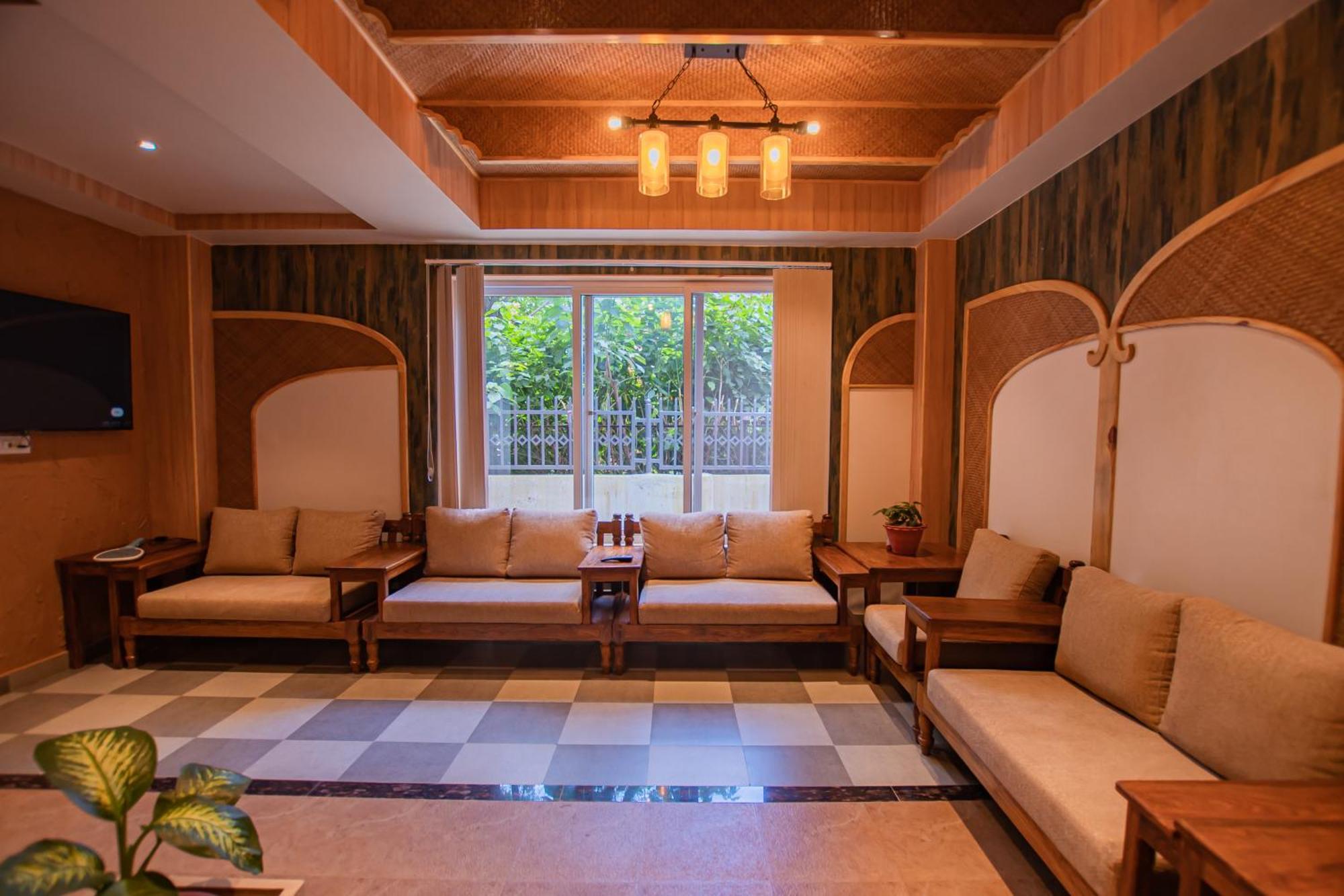 Hotel Vistara Katmandu Zewnętrze zdjęcie