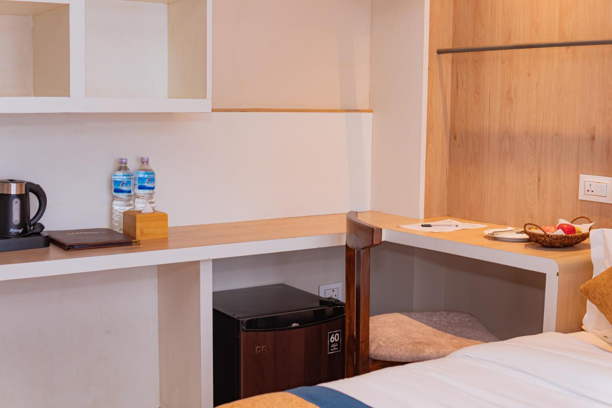 Hotel Vistara Katmandu Zewnętrze zdjęcie