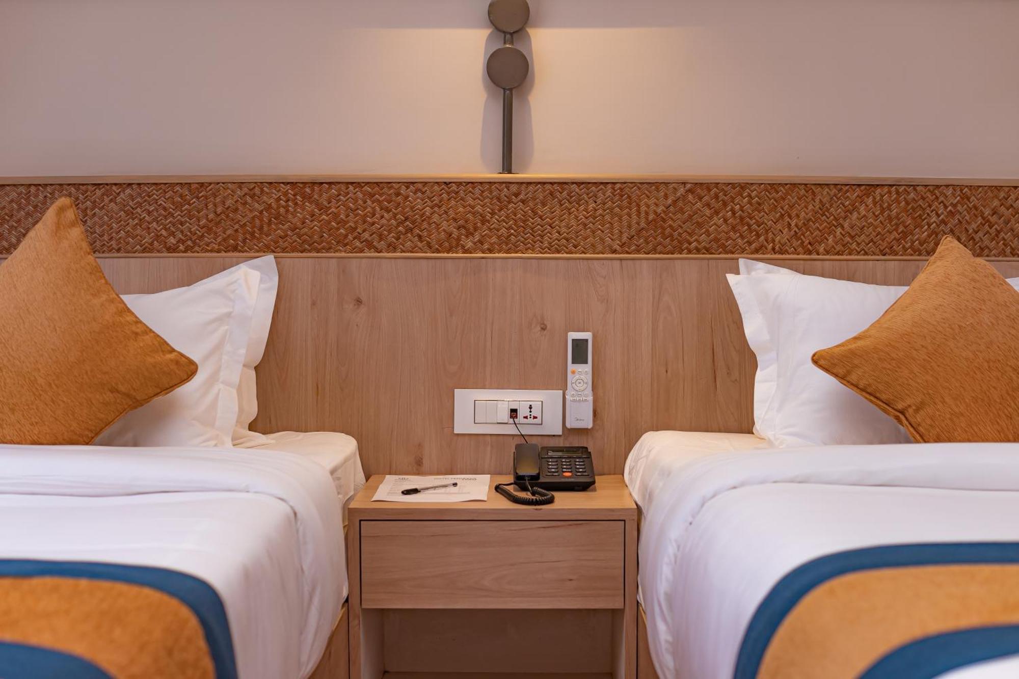 Hotel Vistara Katmandu Zewnętrze zdjęcie