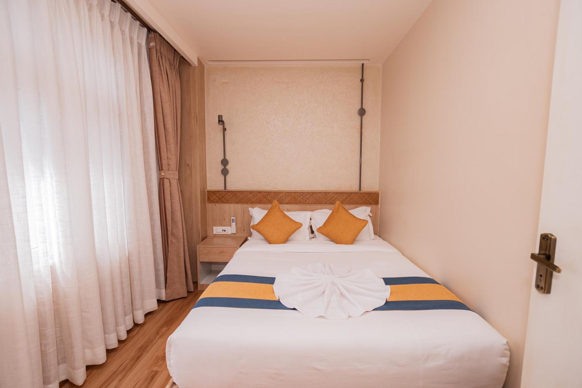 Hotel Vistara Katmandu Zewnętrze zdjęcie